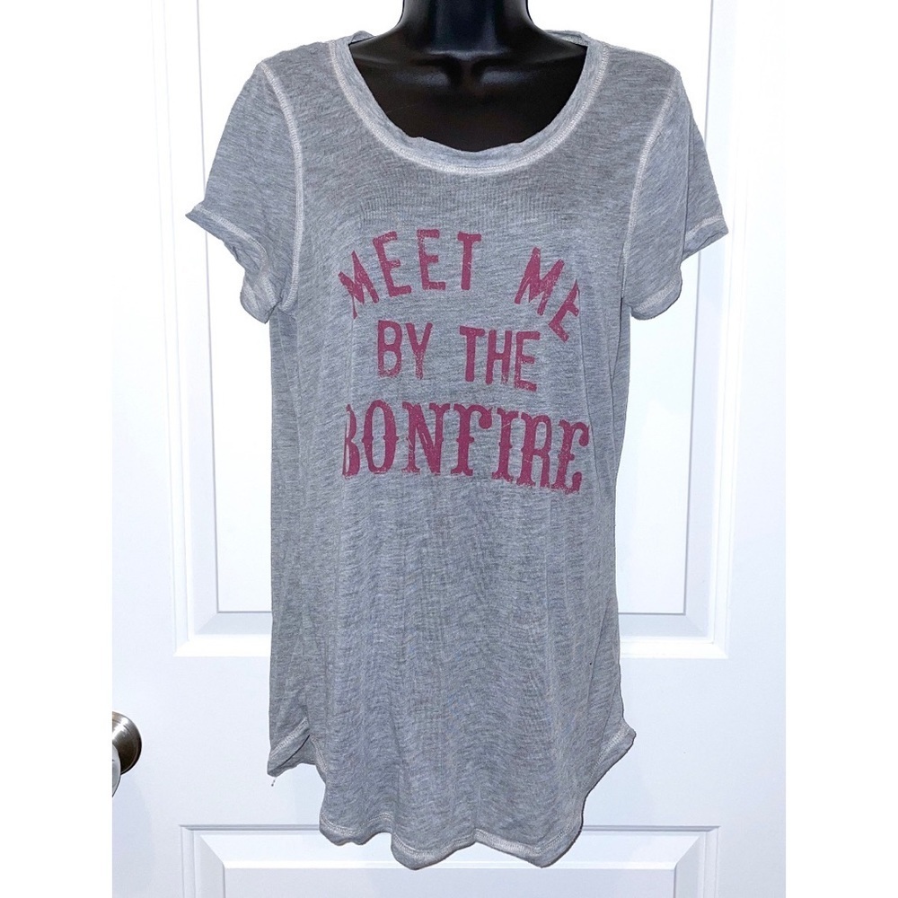 Maurices bonfire tee